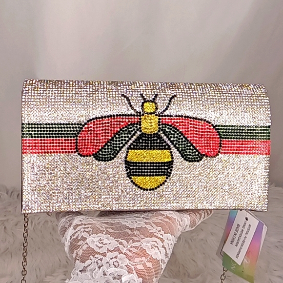 Bee Embellished Clutch Bag 🐝 - Picture 5 of 17
